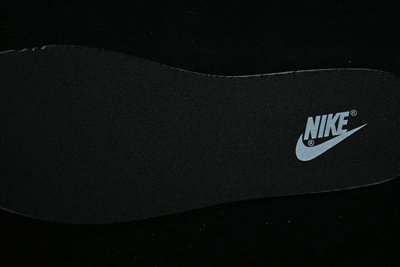All Categories Nk SB Dunk Series Nk SB Dunk Low Low-top sneakers Nike SB Dunk Low White, black and gray color Low-top casual sneakers IB4620-141